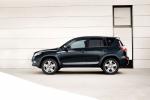 Toyota RAV4 2010 года